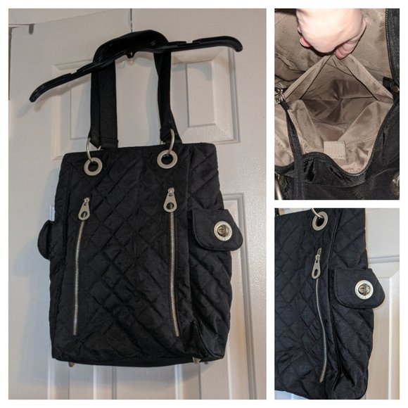 Baggallini Handbags - Baggallini Black Quilted Traveller Purse Nylon